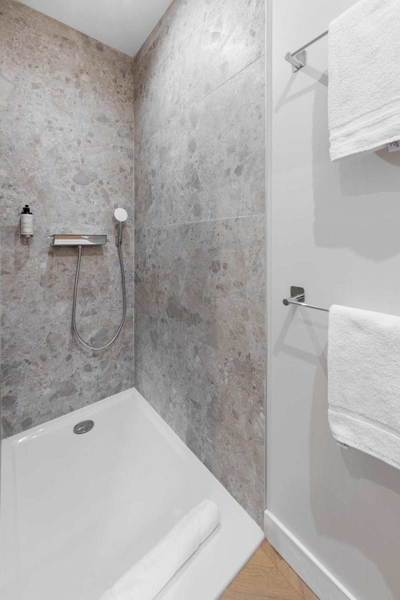 Appart Hotel Coraline - Genas Lyon Eurexpo Kültér fotó